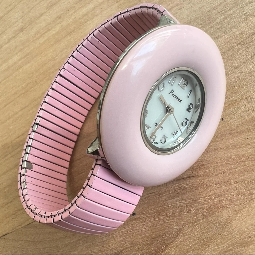 Persona ladies mod pink expansion bracelet fashion watch NEW BATTERY